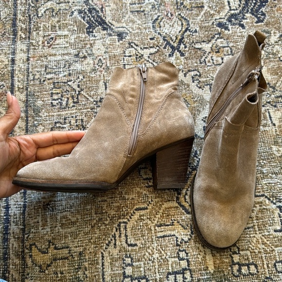 Paul Green Nora Water Resistant Booties - Picture 2 of 4